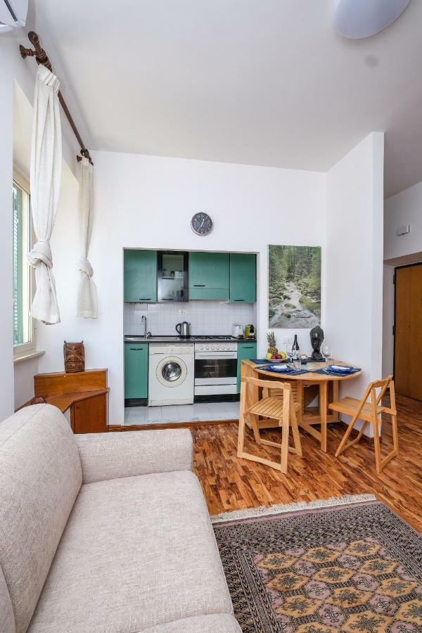 Centocelle, New Enjoyable Apartment Rome Bagian luar foto